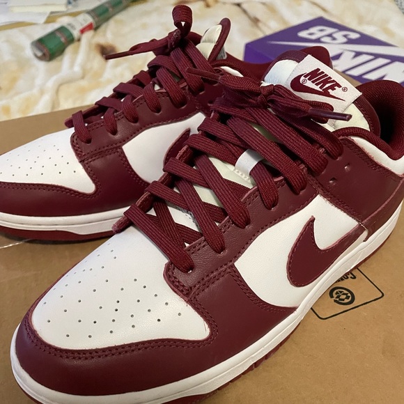 Nike Dunk Low - Team Red - Picture 1 of 4